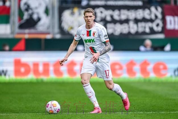 法兰克福高层要求球员不能再找借口；新帅很可能会是罗泽